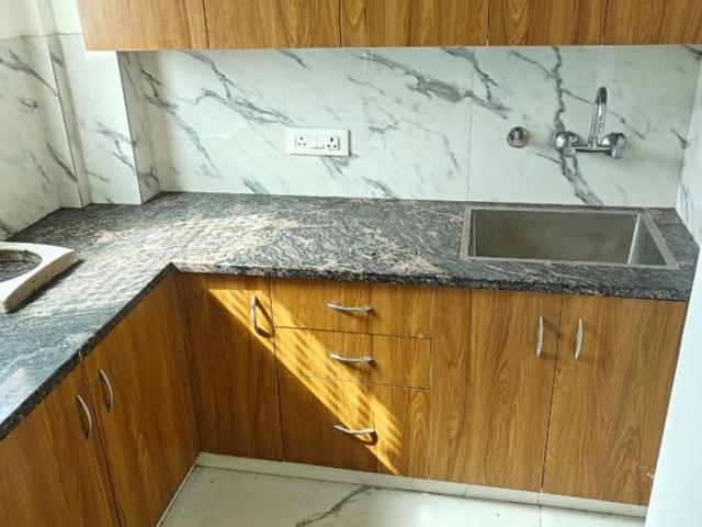 Freedom Fighter Enclave 2 Bedroom 1000 Sq. Ft. Apartment in Saket Delhi Listing ID: #10110