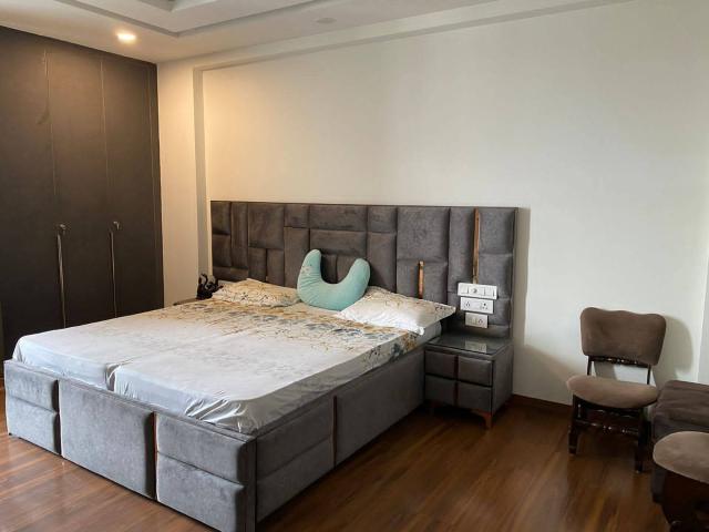 Freedom Fighter Enclave 3 Bedroom 1550 Sq. Ft. Apartment in Freedom Fighters Enclave Delhi Listing ID: #9580
