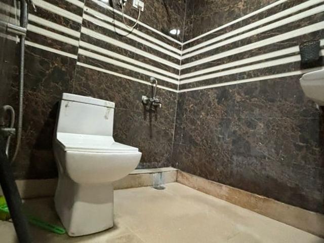 Freedom Fighters Enclave 2 Bedroom 800 Sq. Ft. Builder Floor in Saket Delhi Listing ID: #10258