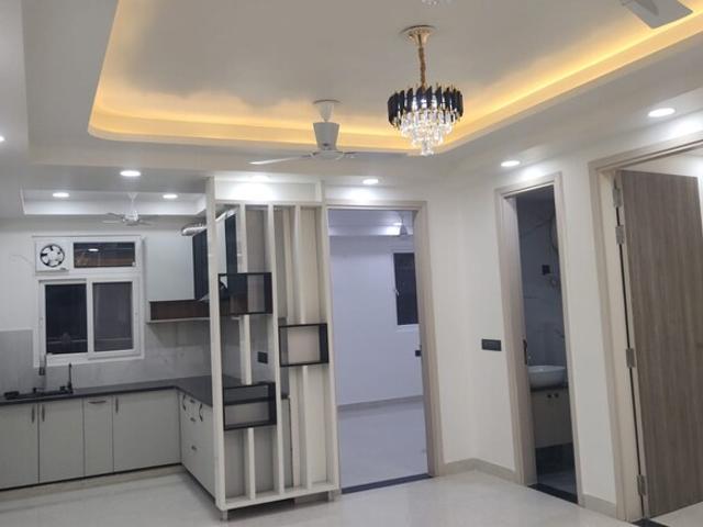 Freedom Fighters Enclave, Sainik Farm 3 Bedroom 1200 Sq. Ft. Builder Floor in Freedom Fighters Enclave Delhi Listing ID: #10349