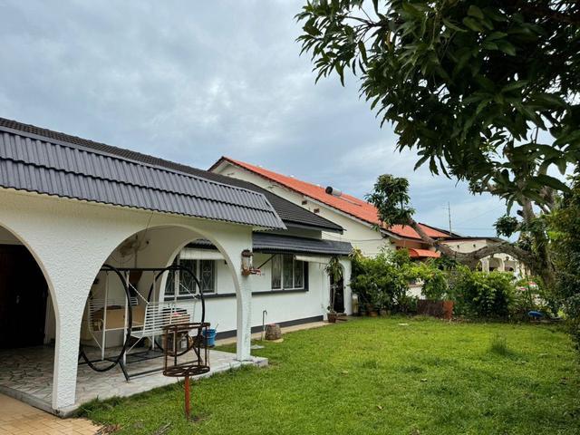 FREEHOLD1 Storey Bungalow House Klebang Melaka Good Condoition Sale