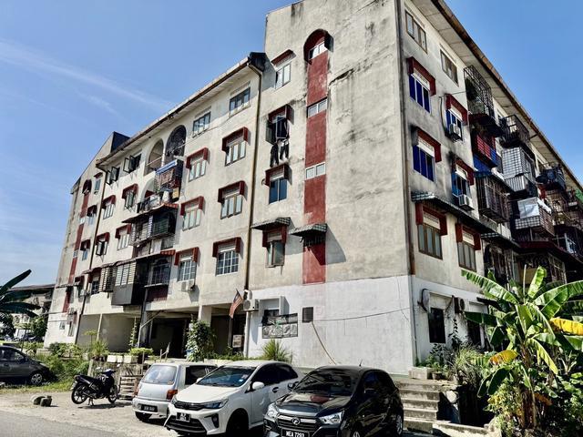 Freehold1st FloorFacing Open Flat Taman Sri Saga Kajang Sg Chua