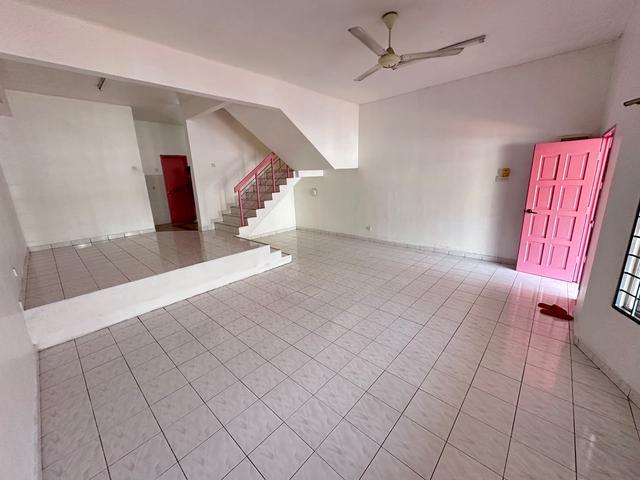 FREEHOLD20 x 65 sqft 2 Storey Terrace Taman Bukit Mewah Kajang
