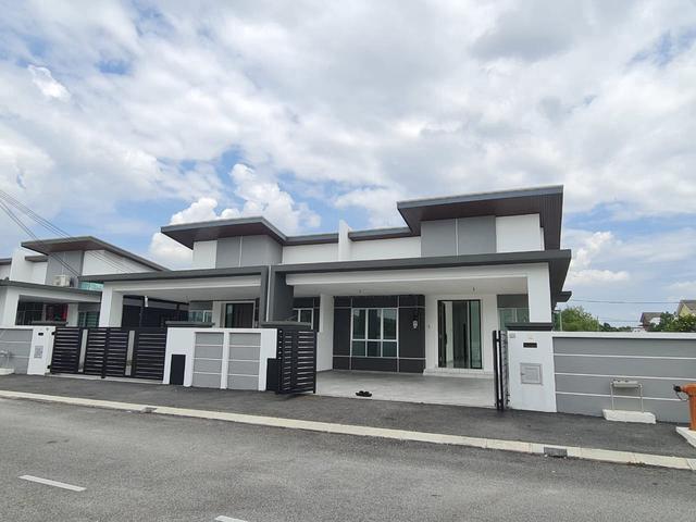 Freehold 40x80ft Single Storey Semi D Klebang Ria Ipoh