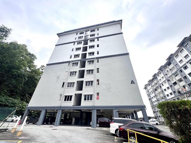 FREEHOLD 1017sqft Tingkat 1 Puncak Baiduri Apartment Cheras