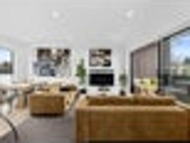 Freehold 153sqm Brick Home