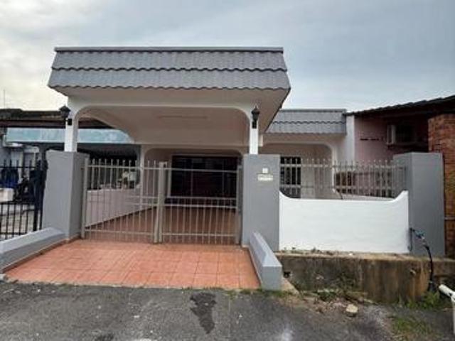 Freehold 1 Storey Taman Mas Merah Batu Berendam