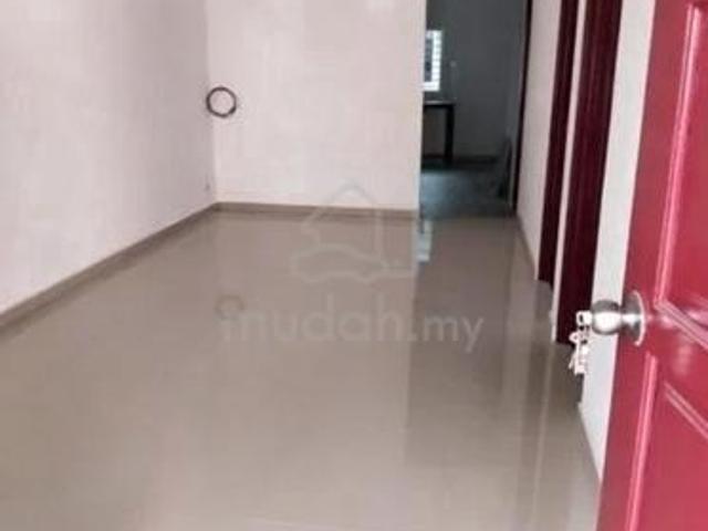 Freehold 1 storey Terrace house Pandamaran
