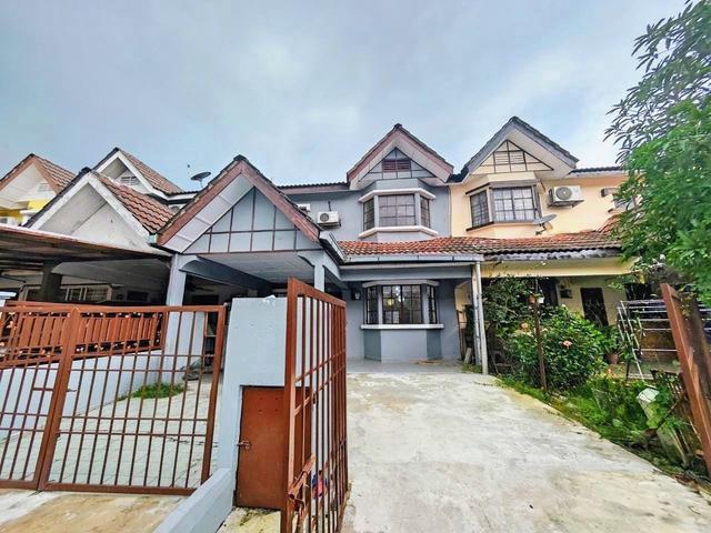 FREEHOLD 2800 SQFT End Lot 25 Storey Sri Gombak Batu Caves KL