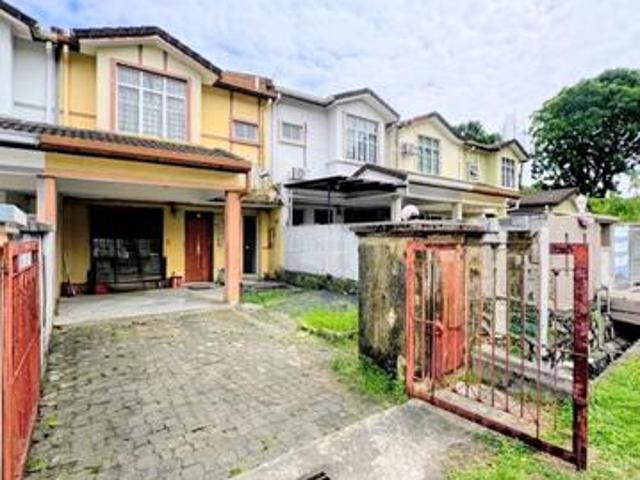 FREEHOLD 20X70 RARE 2 Storey Putra Bahagia Heights Subang Jaya