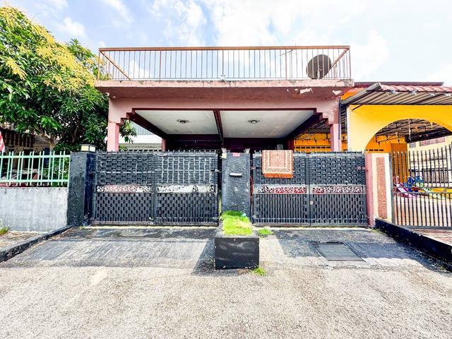 FREEHOLD 22x70 SQFT Double Storey Terrace Selayang Indah Batu Caves
