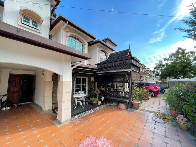 FREEHOLD 22X75 Double Storey USJ 2 Subang Jaya