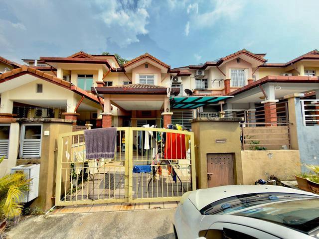 FREEHOLD 2 Storey Taman Bukit Subang Seksyen U16 Shah Alam