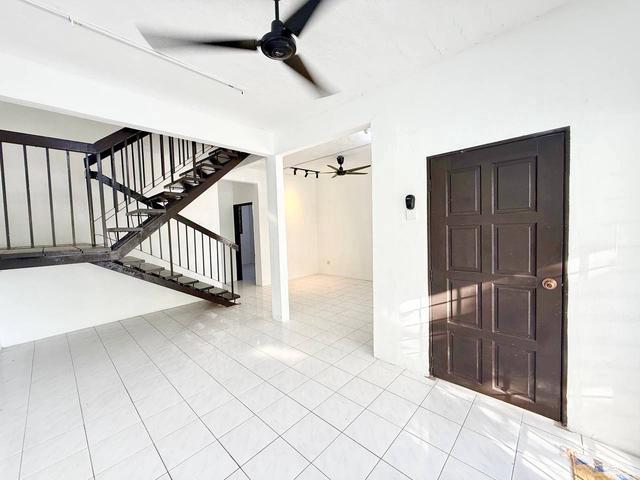 FREEHOLD 2 Storey Taman Sri Bayu Sungai Pelek Bagan Lalang Sepang