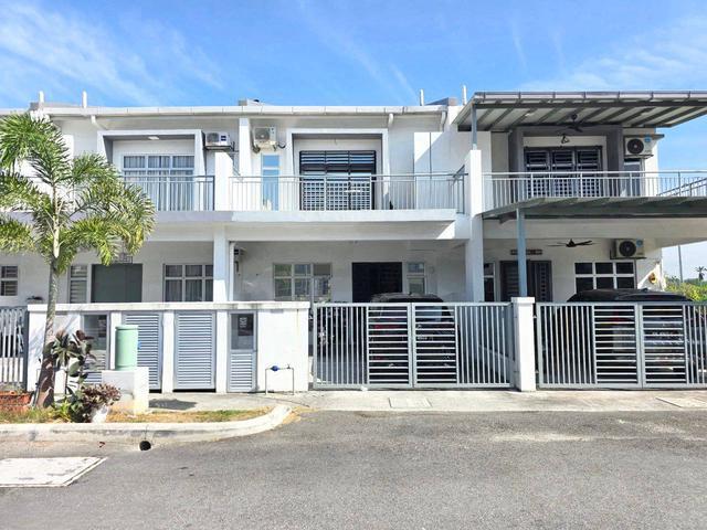Freehold 2 Storey Terrace Bandar Mahkota Banting