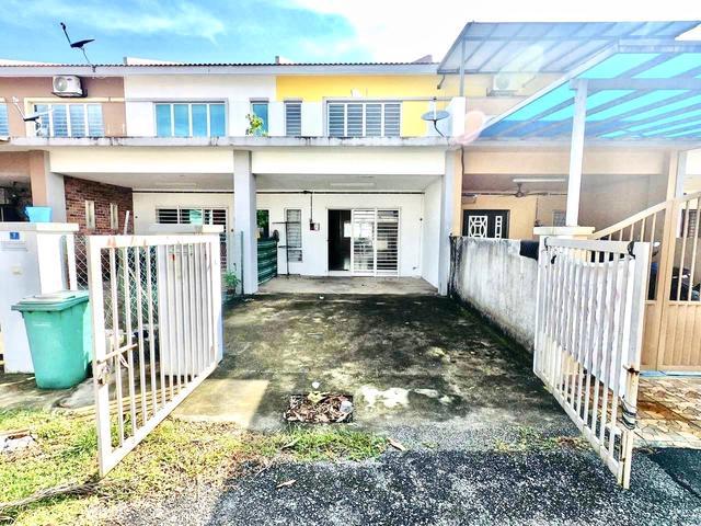 FREEHOLD 2 Storey Terrace Seksyen 6 Bandar Rinching Semenyih