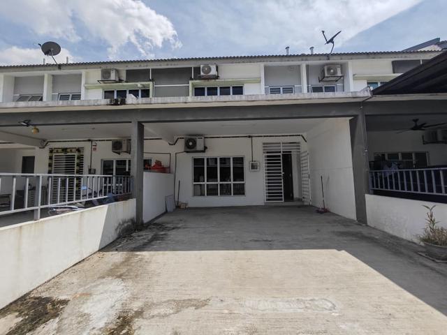 FREEHOLD 2 storey terrace Taman Sari Alamanda