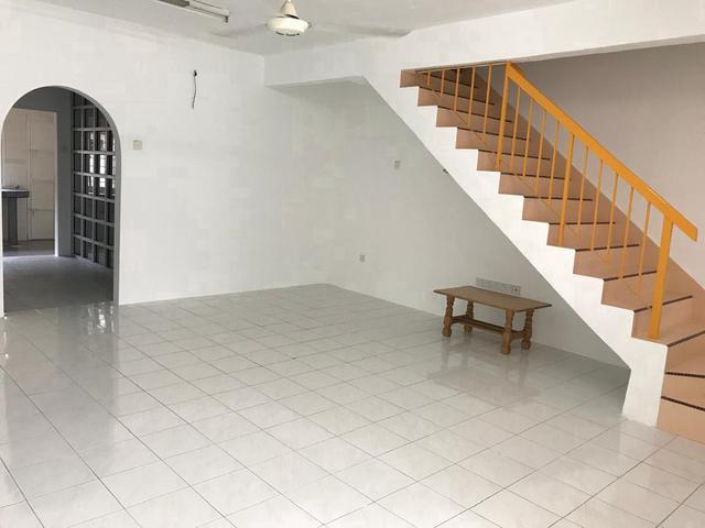 Freehold 2 Storey Extent Kajang Tmn Mulia New paint n refurbish
