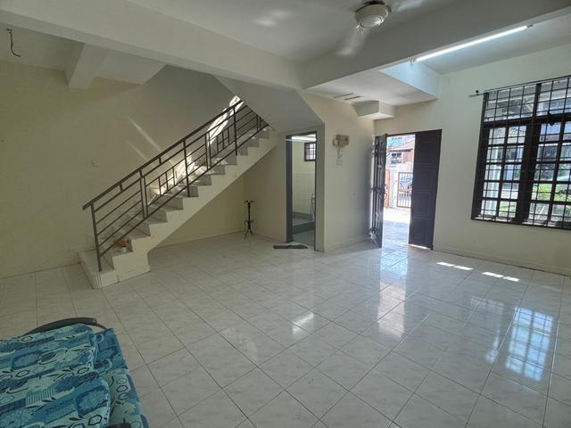 Freehold 2 Storey House Bukit Beruang For Sale