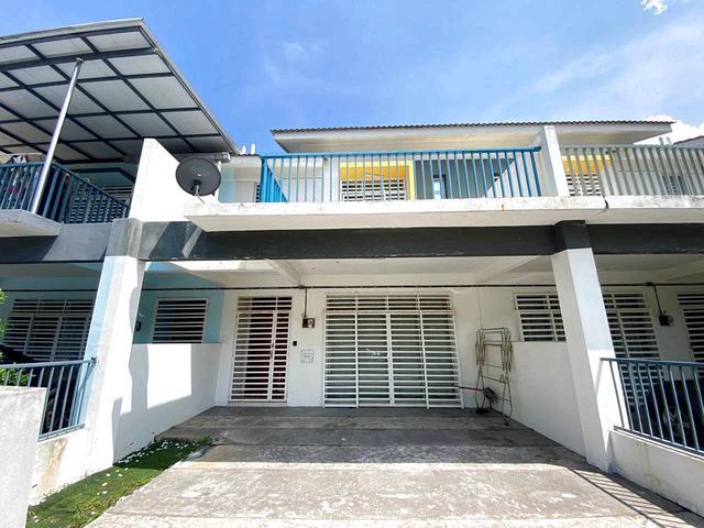 FREEHOLD 2 Storey Pantai Sepang Putra Sungai Pelek Sepang