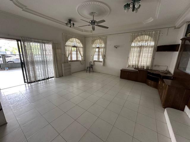 Freehold 2 Storey Semi D Ipoh Garden 40x80 with Furnished