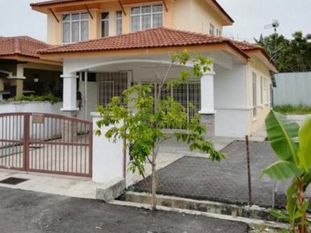 FREEHOLD 2 Storey SemiD Taman bunga Raya Bandar Baru Salak Tinggi