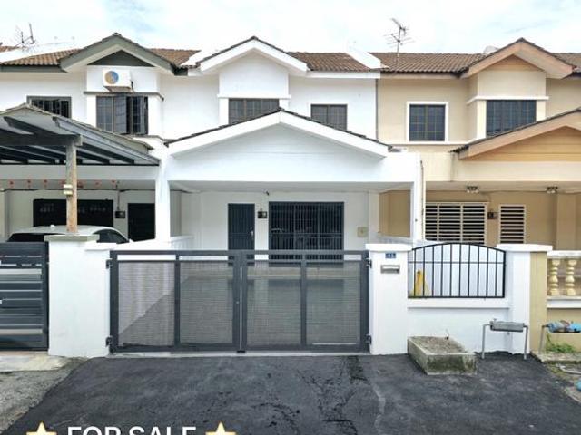 Freehold 2 Sty house at Bdr Baru Sri Kkebang Chemor