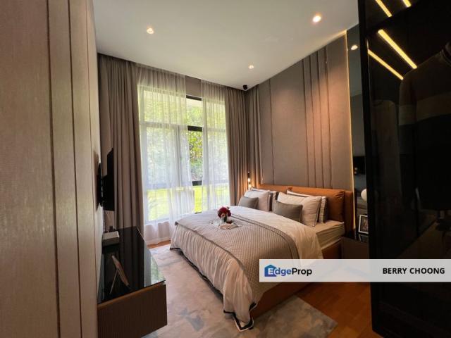 Freehold 2 4 Room 2 To 4 Car Park, 800M To MRT