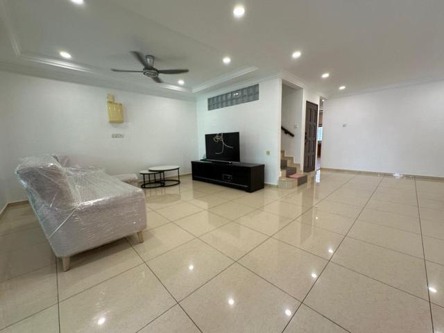 FREEHOLD 2Storey Terrace Kampung Lapan MelakaFully RenovatedExtend