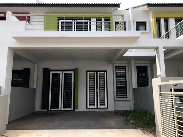 FREEHOLD 2Storey Terrace House 1Krubong Melaka Gated Guarded for sal