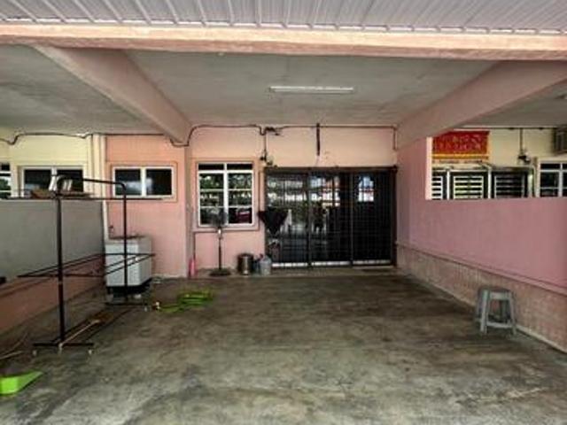 FREEHOLD TAMAN SERAI PERDANA Built Loft Extended Kitchen