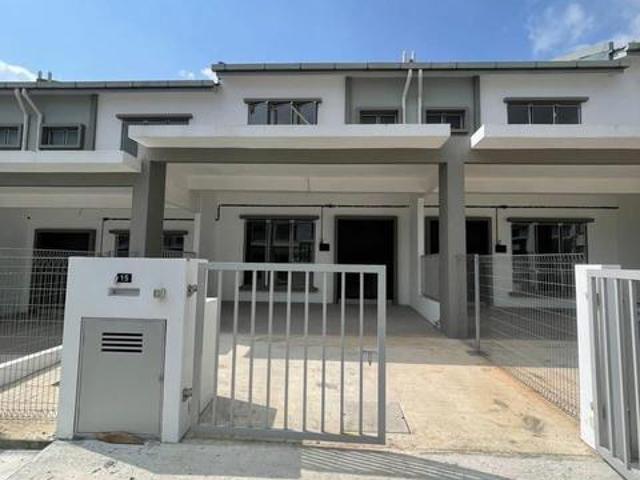 FREEHOLD Teres 5min Kipmall Kota Warisan 10min ERL Salak Tinggi Sepang