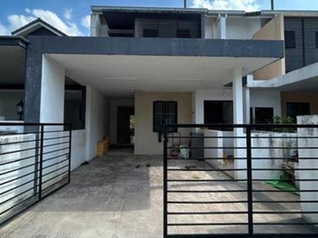 Freehold Teres 2 Tingkat Denai Alam Shah Alam