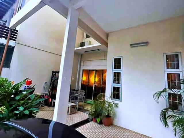 Freehold Terrace House Near Novena MRT Terraced House For Sale, $7,700,000, 3 Bed 5 Bath 3,000 sqft $3,080.00 psf