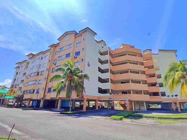 Freehold Tiara Beach Resort Apartment Port Dickson