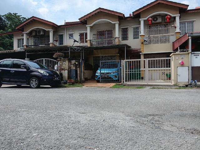 FREEHOLD Town House Sungai Buloh