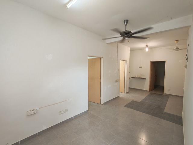 Freehold Townhouse Krubong Perdana First Floor 3 Rooms