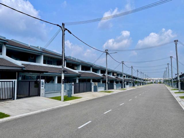 Freehold Townhouse Taman Adda Near Adda Heights Bandar Dato Onn