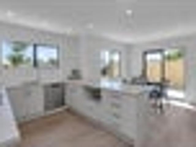 Freehold Townhouses Prime Location