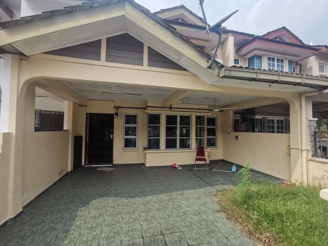 Freehold TMN PUTRA PRIMA 22X65 Reno House Nr Puchong Meranti Jaya