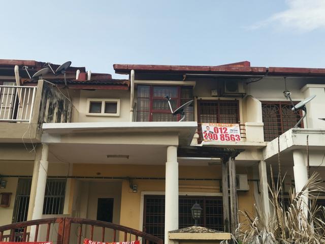 FREEHOLD Tmn PUCHONG PRIMA RENO House Puchong