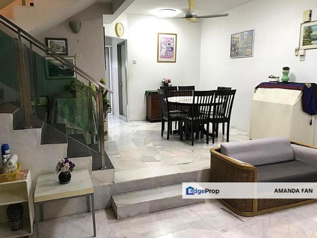 Freehold and Renovated 2storey Terrace For Sale @ Rawang