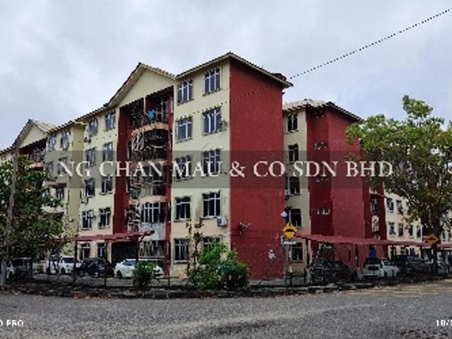 Freehold Apartment