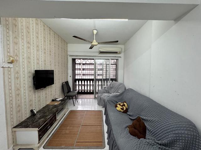 FREEHOLD Apartment Sri Camellia Near Metro Kajang