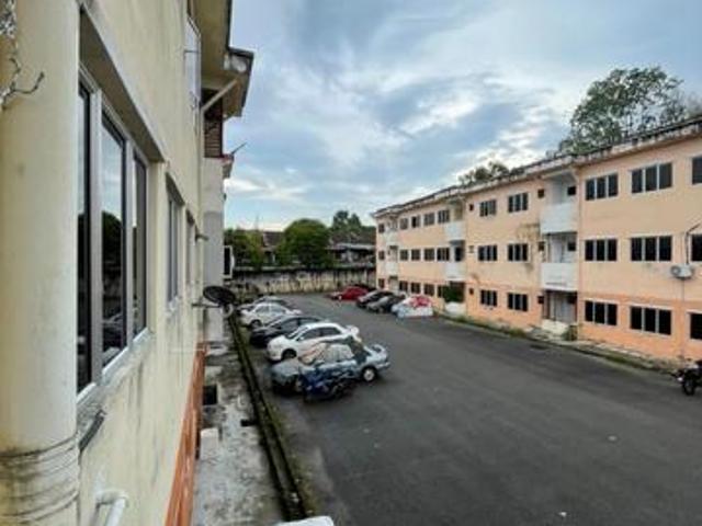 FREEHOLD Apartment Taman College Heights Sikamat For Sale