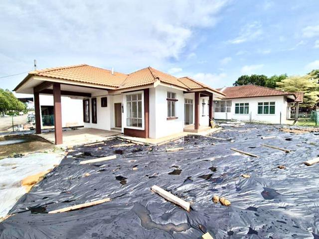 Freehold Banglo Setingkat Tanjong Minyak Melaka Tanah Besar Hot Area