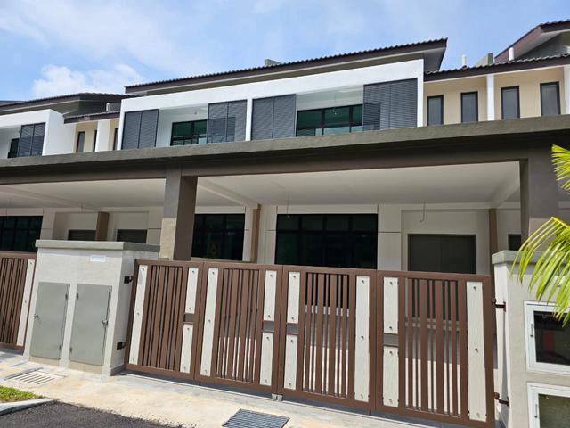Freehold brand new gated guarded 2 storey Taman Bertam Heights cheng