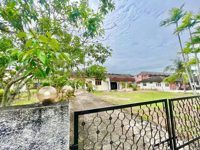 Freehold Bungalow Tanah Luas Alor Semadom
