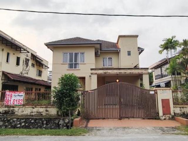 Freehold Bungalow at Desa 8 Rawang 4000 sq ft land size