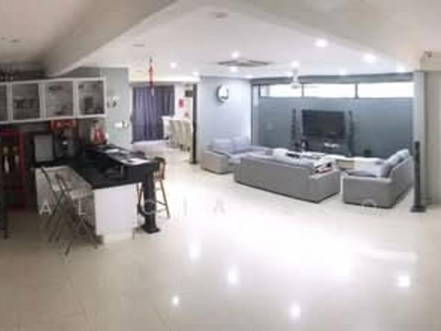 Saujana Akasia, Sungai Buloh Bungalow house for sale!